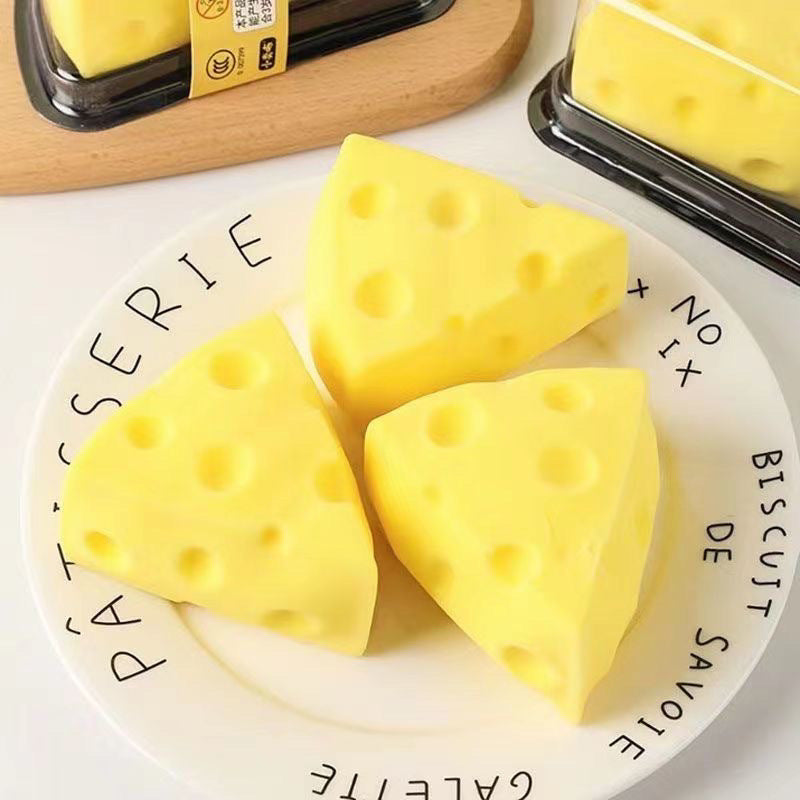Cheese Wedge Squishy, photo 2